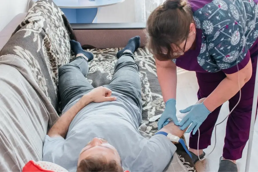 Срочный вывод из запоя в Малой Вишере: быстро, недорого